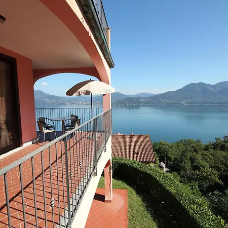 Apartment In Oggebbio With Lake Maggiore Views Apartmán Oggebbio